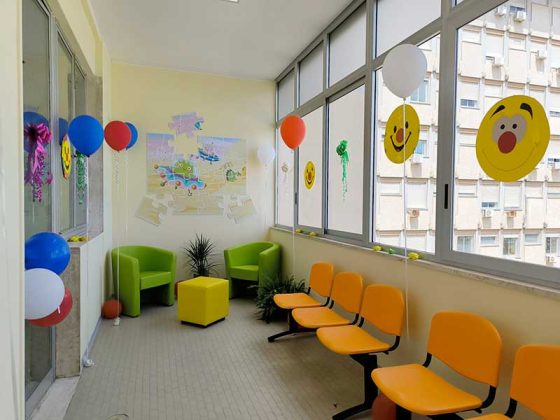 Cuore e mani aperte dona l’allestimento della sala di attesa del Nido del Vito Fazzi di Lecce - Corriere Salentino