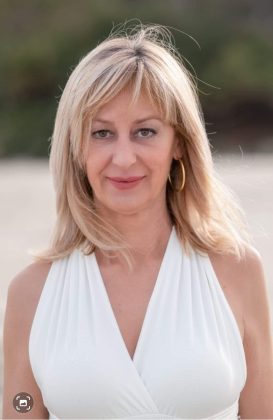 “FeminaeMaris”: a Galatina la presentazione del progetto musicale del trio composto da Silvia Boccadamo, Antonella Napoli e Hersi Matmuja. - Corriere Salentino