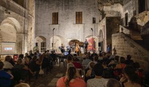 Festival del Capo di Leuca, le immagini del concerto a Castiglione d'Otranto e l'appuntamento di stasera, 23 Luglio a Tricase - Corriere Salentino