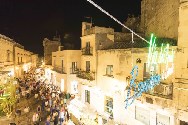 Il Mercatino del Gusto compie 25 anni: l'edizione 2024 nel segno della cultura enogastronomica, tra musica, libri e mostre - Corriere Salentino