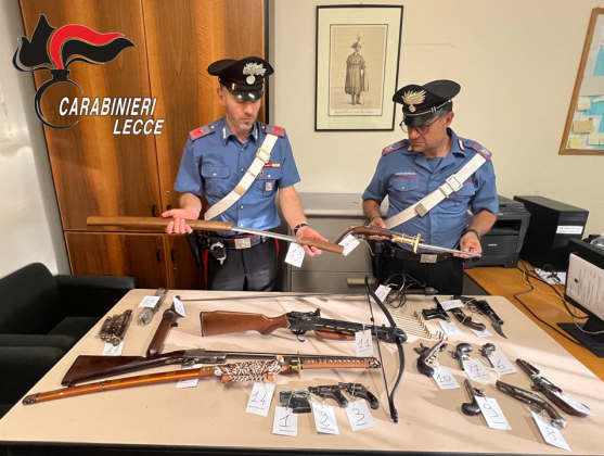 Detenzione e compravendita abusiva di armi. Nei guai medico salentino - Corriere Salentino