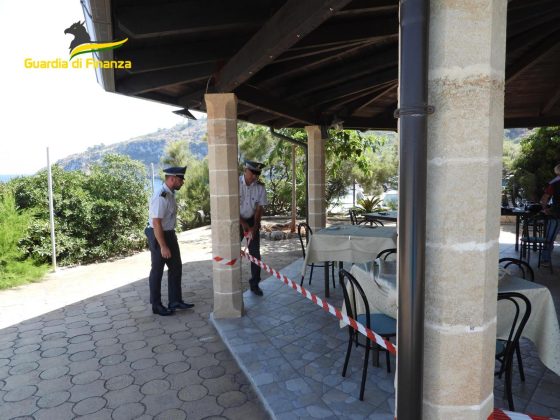 Gazebo e pergolati abusivi a servizio di un ristorante, scattano sequestri e denunce a Tricase - Corriere Salentino