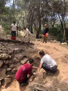 Chiusa la campagna di scavi archeologici intorno Torre dell'Alto. Nuove preziose testimonianze sull'Età del Bronzo - Corriere Salentino