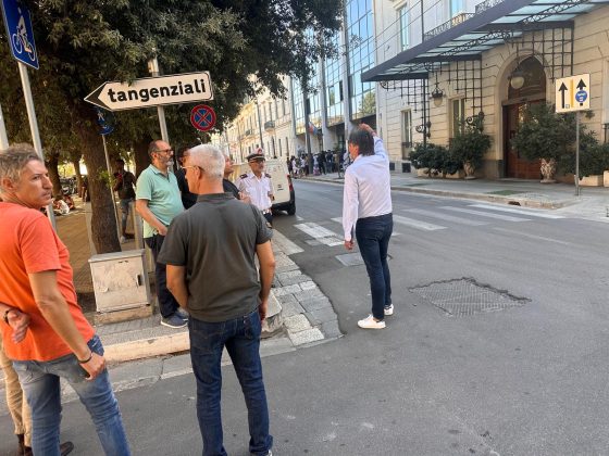 La rotatoria tra la Lecce-San Cataldo e via Cremona riapre al traffico. Effettuato anche un sopralluogo nella zona antistante la stazione ferroviaria - Corriere Salentino