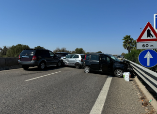 Schianto sulla Lecce-Brindisi, cinque feriti e quattro auto coinvolte: lunghe code in direzione nord
