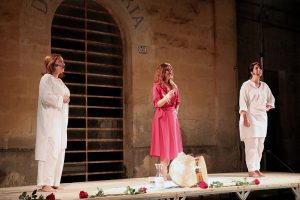 A San Cesario vanno in scena i canti popolari delle donne con "Fimmene!" - Corriere Salentino