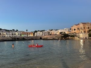 Dall’incantevole quiete di Torre Suda ai bagni notturni nella piscina naturale di Santa Maria al Bagno. Ecco due tra mille tappe da non perdere nel Salento - Corriere Salentino
