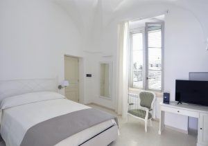 Cresce il turismo internazionale nelle dimore storiche del Salento: sempre più gettonati i tesori architettonici immersi nel verde e vicini al mare - Corriere Salentino