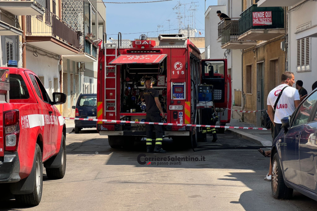 Le fiamme divampano in un appartamento a Lecce. Tempestivo l’intervento dei vigili del fuoco - Corriere Salentino