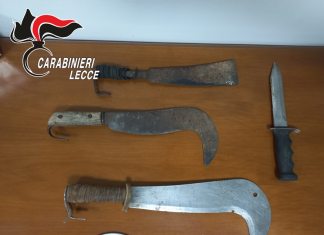 Da oltre un anno perseguitano una vicina con minacce e intimidazioni: arrestata una coppia di coniugi pensionati