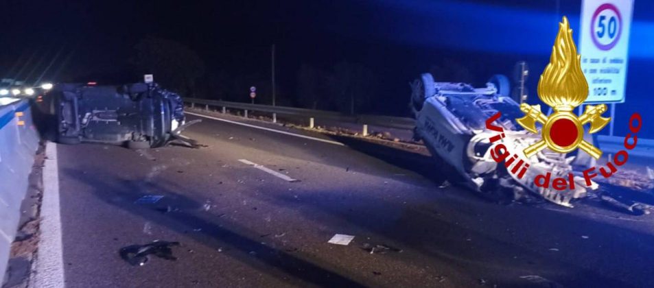Doppio incidente, due auto ribaltate: guardia giurata finisce in ospedale con “codice rosso” - Corriere Salentino