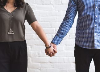 “Amore proibito”: salentina infrange le regole della comunità e il giudice la manda in carcere