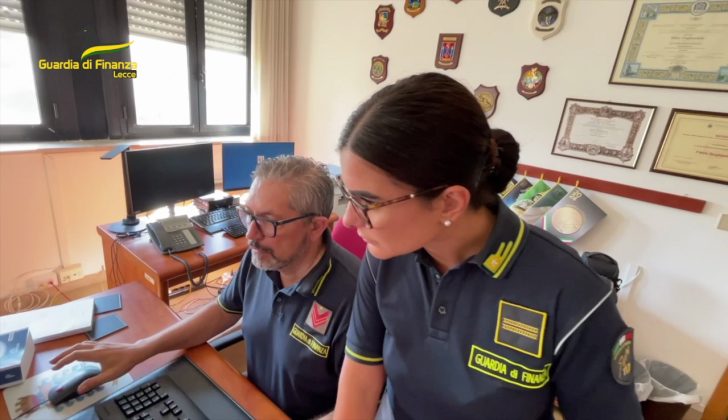 Controlli su navette e taxi nei centri turistici del Salento, nei guai finiscono 17 abusivi - Corriere Salentino