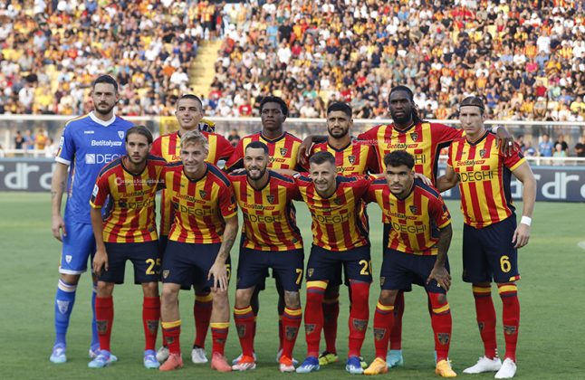 Debutto amaro al Via del Mare: il Lecce parte bene, ma poi l’Atalanta lo travolge con un poker - Corriere Salentino