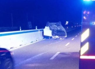 Scontro sulla SS 16 direzione Lecce. Feriti trasportati in ospedale