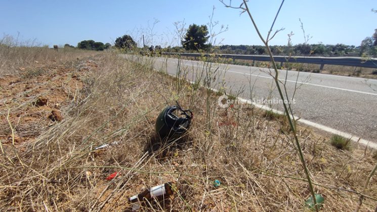Drammatico schianto sulla provinciale: ciclomotore contro guardrail, nulla da fare per il conducente 35enne - Corriere Salentino