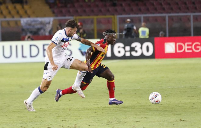 Debutto amaro al Via del Mare: il Lecce parte bene, ma poi l’Atalanta lo travolge con un poker - Corriere Salentino