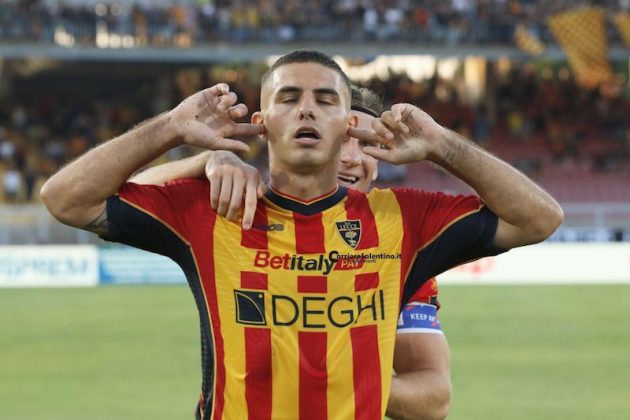 Il Lecce in 10 difende il gol di Krstovic e regala la prima gioia ai tifosi - Corriere Salentino