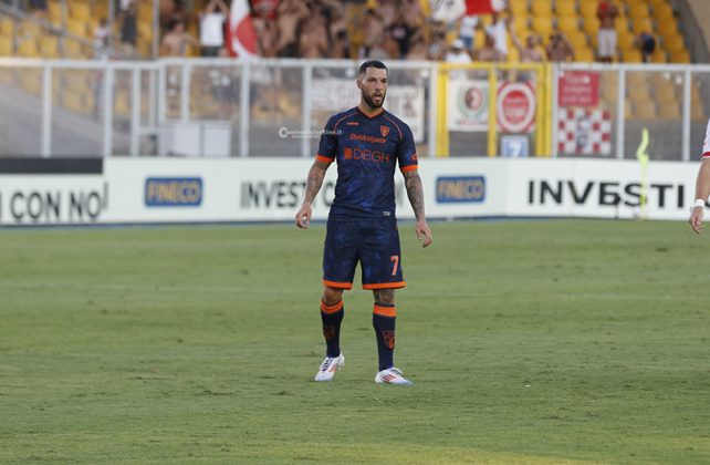 Prima ufficiale del Lecce, 2-1 inflitto al Mantova. Gaspar prende la scena - Corriere Salentino