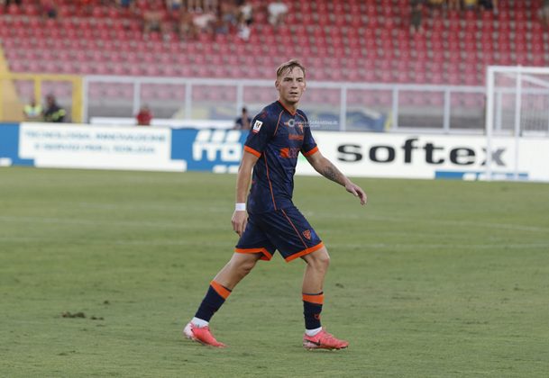 Prima ufficiale del Lecce, 2-1 inflitto al Mantova. Gaspar prende la scena - Corriere Salentino