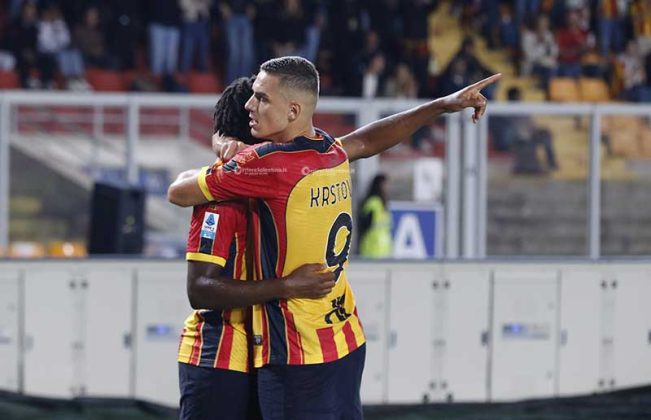 Beffa per i giallorossi al Via del Mare, emiliani pareggiano nel recupero. Lecce-Parma, 2-2 - Corriere Salentino