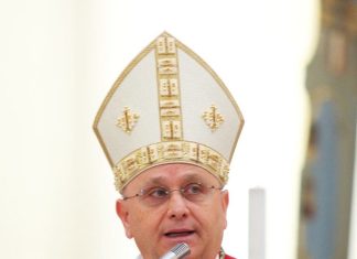 A Corsano la presentazione di “Siamo fuori dal tunnel?”, l’ultimo libro di Mons. Vito Angiuli per la rassegna “Ti Racconto a Capo”