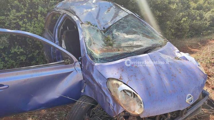 Perde il controllo dell'auto e termina fuori strada: tre feriti in ospedale - Corriere Salentino