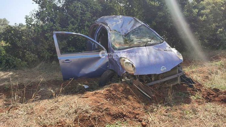 Perde il controllo dell'auto e termina fuori strada: tre feriti in ospedale - Corriere Salentino