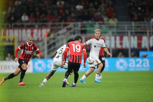 Blackout Lecce, il Milan non perdona: 3 gol in 5 minuti spengono le luci a San Siro - Corriere Salentino