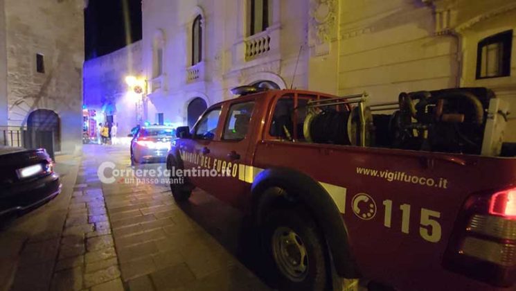 Una fiammata dalla bombola e divampa l'incendio in casa: intossicata una anziana - Corriere Salentino