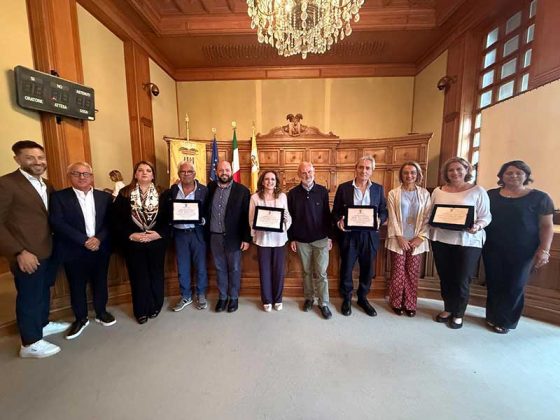 La Provincia di Lecce ha ringraziato i dirigenti scolastici che lasciano la guida degli Istituti salentini e ha dato il benvenuto ai nuovi Presidi: oggi la cerimonia a Palazzo dei Celestini - Corriere Salentino