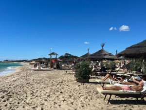 Dalla spiaggia di Otranto a quella di Porto Cesareo: un’altra domenica di ottobre al mare per migliaia di turisti e di salentini - Corriere Salentino
