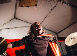 “Cabaret Politik”, diversi artisti insieme per uno spettacolo ironico e irriverente