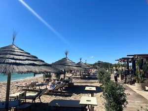 Dalla spiaggia di Otranto a quella di Porto Cesareo: un’altra domenica di ottobre al mare per migliaia di turisti e di salentini - Corriere Salentino