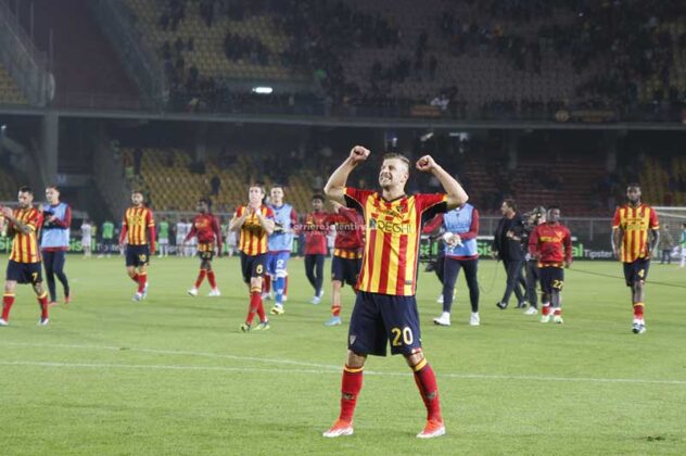 Un gol di Dorgu e si torna finalmente a sorridere: il Lecce batte il Verona e conquista 3 punti, ossigeno e fiducia - Corriere Salentino
