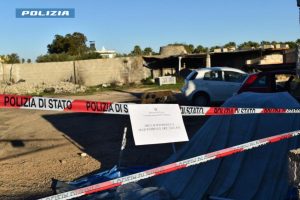 Bloccato a bordo di un'auto appena rubata: in casa un'officina abusiva e altri veicoli trafugati. Arrestato - Corriere Salentino