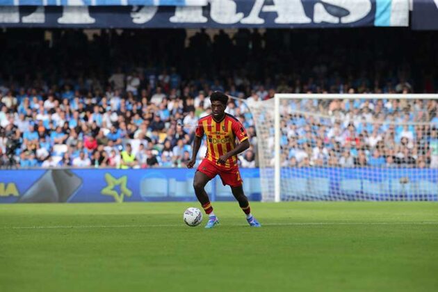 Il Lecce si arrende alla capolista Napoli con un gol in mischia, buona reazione in vista del Verona - Corriere Salentino