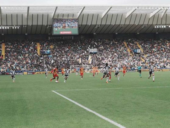 Quarta sconfitta per il Lecce, stavolta senza rimpianti: l’Udinese prende due legni, una punizione di Zemura castiga i giallorossi - Corriere Salentino