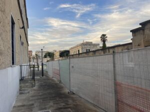 Lunedì riparte il cantiere stazione, era fermo per un vecchio impianto trovato durante gli scavi, Giordano Anguilla: “Consegna in circa 2 mesi” - Corriere Salentino