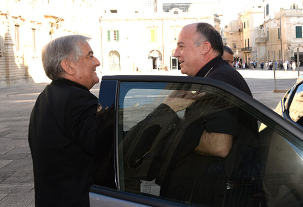 Dedicazione della Cattedrale e presentazione dell'Arcivescovo coadiutore alla comunità diocesana - Corriere Salentino
