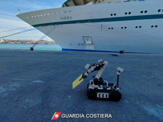 Allarme bomba su nave da crociera, intervengono gli artificieri: ma è un'esercitazione - Corriere Salentino