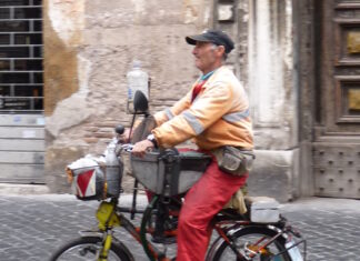 Antichi mestieri: l’arrotino