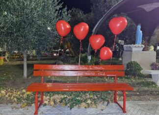 La panchina rossa a San Massimiliano Kolbe