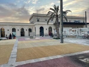 Lunedì riparte il cantiere stazione, era fermo per un vecchio impianto trovato durante gli scavi, Giordano Anguilla: “Consegna in circa 2 mesi” - Corriere Salentino