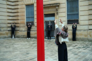 Prometeo Incatenato/Anamnesis. Una creazione di Apostolia Papadamaki con il coro di cittadini e cittadine in scena al Museo Castromediano di Lecce - Corriere Salentino