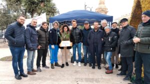 Il Gruppo Territoriale Serre Salentine del M5S dona 200 alberi ai comuni e ai cittadini - Corriere Salentino