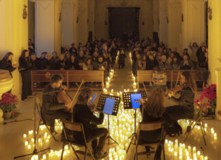 Serata magica a Nardò con il Candle Harmony Concert. Grande successo di pubblico