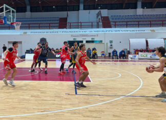 Basket: la Cce Lsb Lecce vince contro l’Assi Brindisi e consolida il 2° posto