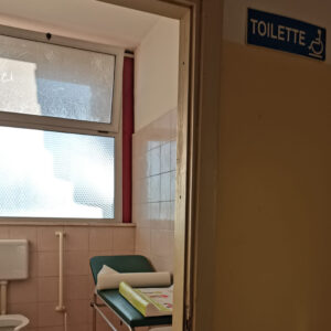 Guardiania e gestione dei servizi igienici h24 alla Lupiae. Stop al vandalismo nella Villa. I mille interventi della partecipata tra strade e scuole - Corriere Salentino