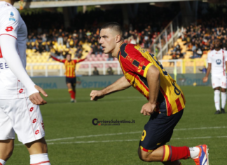 Morente-Krstovic, il Lecce si aggiudica la battaglia contro il Monza e rifiata in classifica